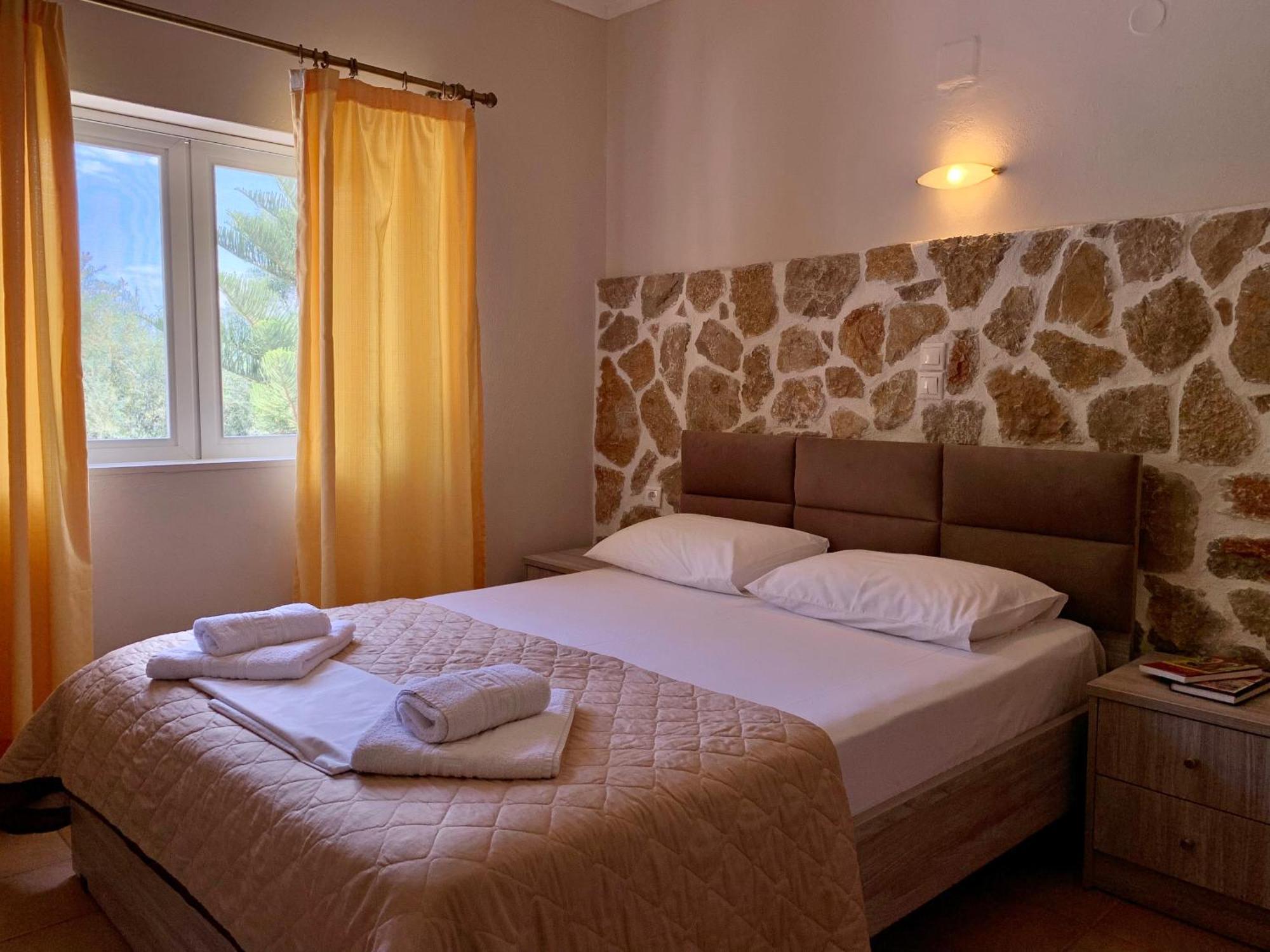 Dimarion Villas Áyios Nikítas Habitación foto